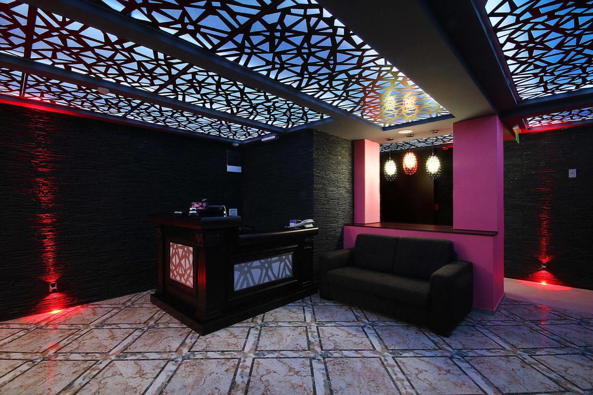Premier Hotell