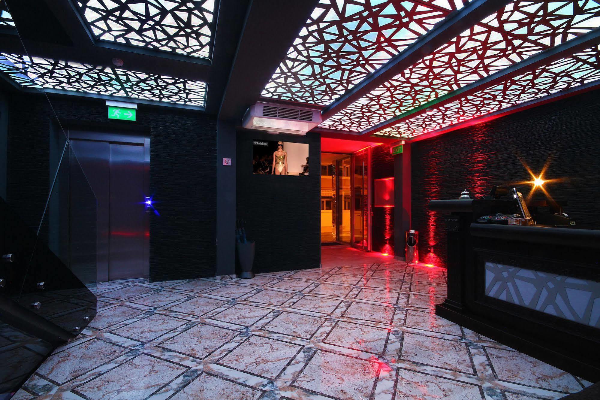 Premier Hotell